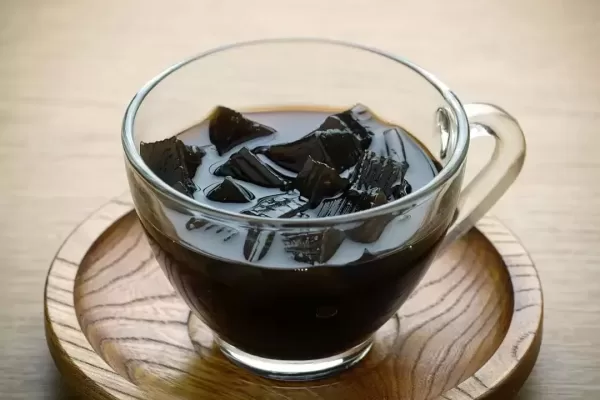 Grass Jelly ,Tradition Dessert of Thailand.