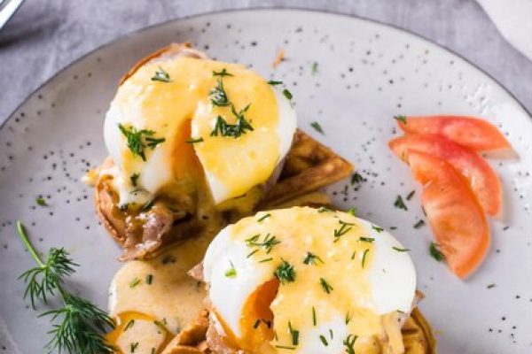 egg benedict