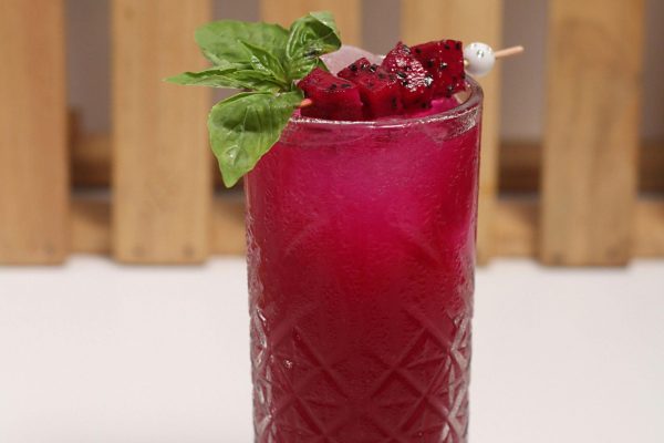 Dragon Fruit Mojito